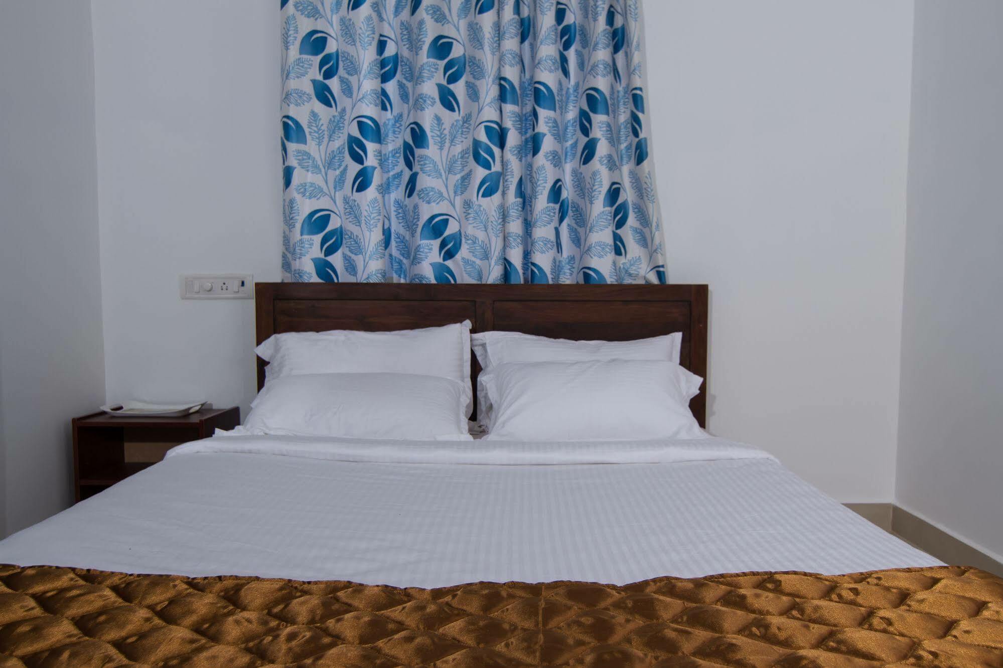 Phoenix Hospitality Services Ченнаї Екстер'єр фото